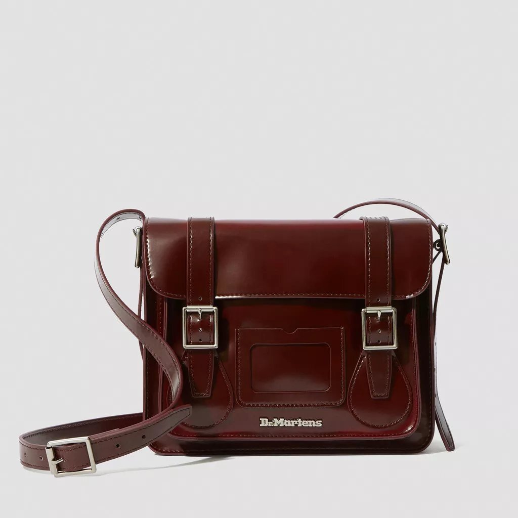 Веганская сумка через плечо 11 дюймов Dr. Martens, вишнево-красный
Веганская сумка через плечо 11 дюймов Dr. Martens, вишнево-красный