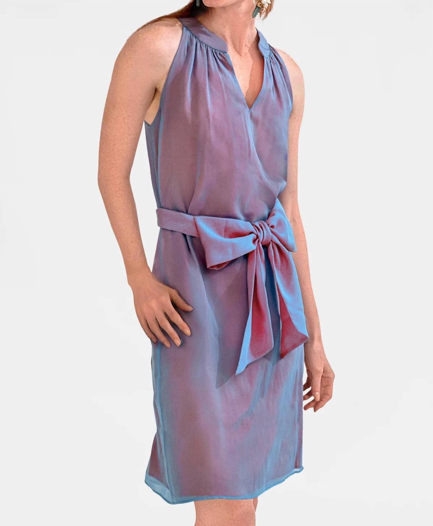 Платье Sorbet в цвете Peri с водоотталкивающим покрытием GRETCHEN SCOTT, Peri/ Water Resitance Coating
Платье Sorbet в цвете Peri с водоотталкивающим покрытием GRETCHEN SCOTT, Peri/ Water Resitance Coating