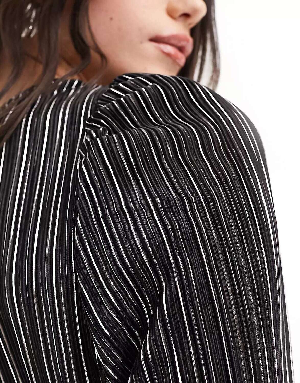 Черное плиссированное платье миди на одно плечо Y.A.S, Черный, Черное плиссированное платье миди на одно плечо Y.A.S
Черное плиссированное платье миди на одно плечо Y.A.S, Черный, Черное плиссированное платье миди на одно плечо Y.A.S