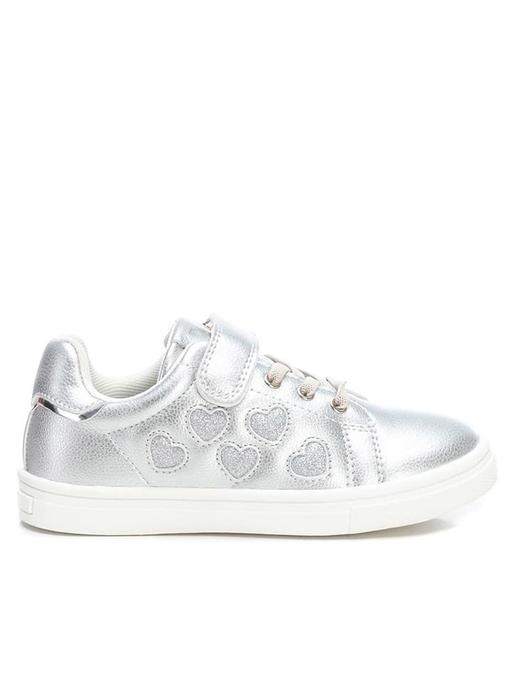 Кроссовки на шнуровке XTI Kids, серебряный
Кроссовки на шнуровке XTI Kids, серебряный