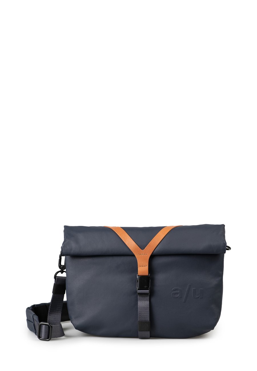 Сумка кросс-боди Aunts & Uncles Cross body bag, Outer Space/Dark Blue
Сумка кросс-боди Aunts & Uncles Cross body bag, Outer Space/Dark Blue