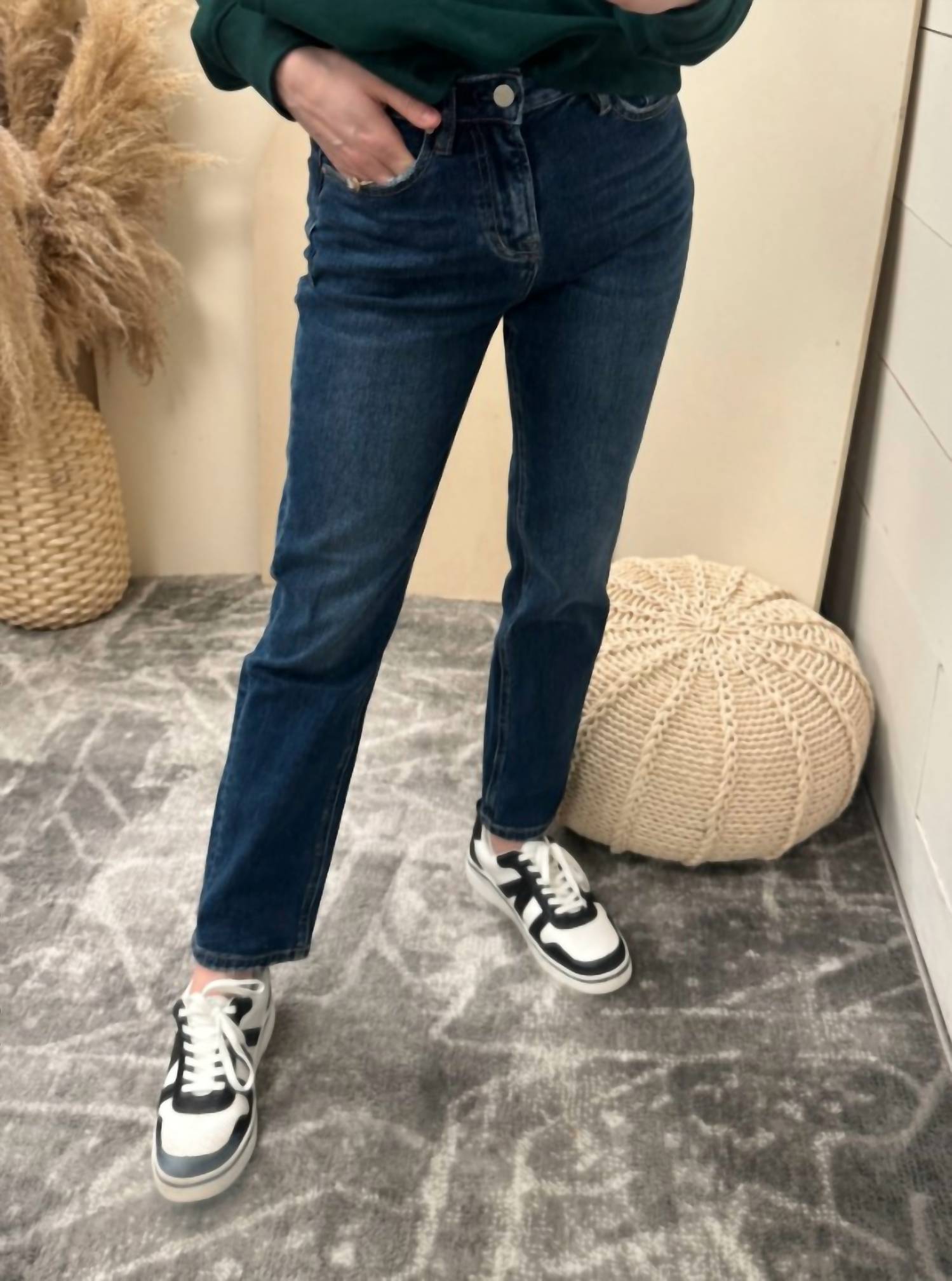 Джинсы Super High Wedge Straight Leg In Dark Mica denim, Dark
Джинсы Super High Wedge Straight Leg In Dark Mica denim, Dark