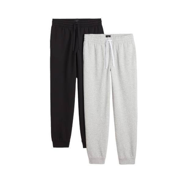 Комплект спортивных штанов H&M Regular Fit Sweatpants, 2 пары, черный/серый меланж
Комплект спортивных штанов H&M Regular Fit Sweatpants, 2 пары, черный/серый меланж