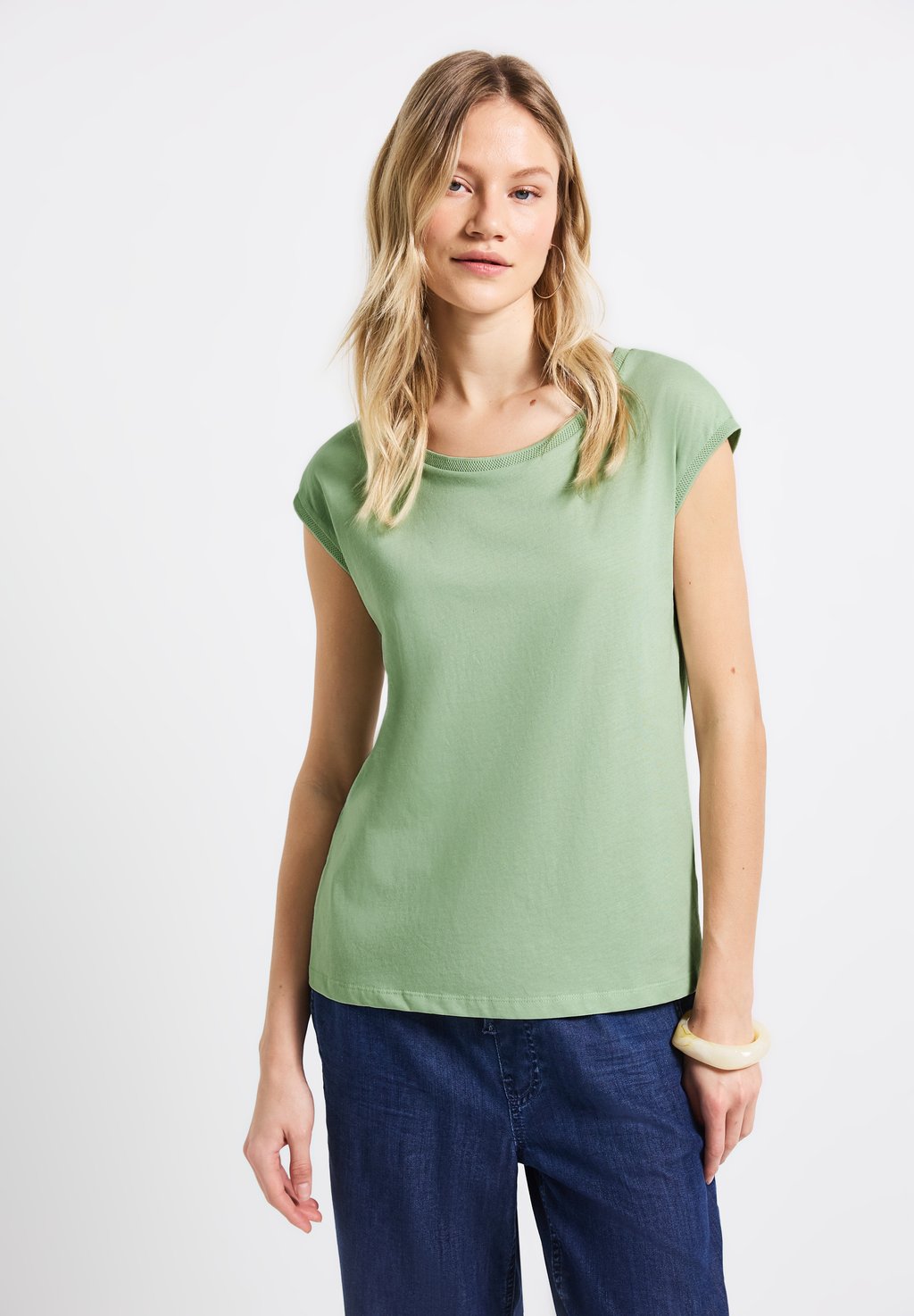 Базовая футболка Street One, цвет Grün
Базовая футболка Street One, цвет Grün