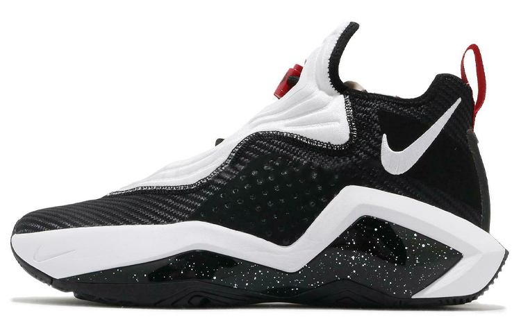 Мужские баскетбольные кроссовки Nike Zoom Soldier 14
Мужские баскетбольные кроссовки Nike Zoom Soldier 14