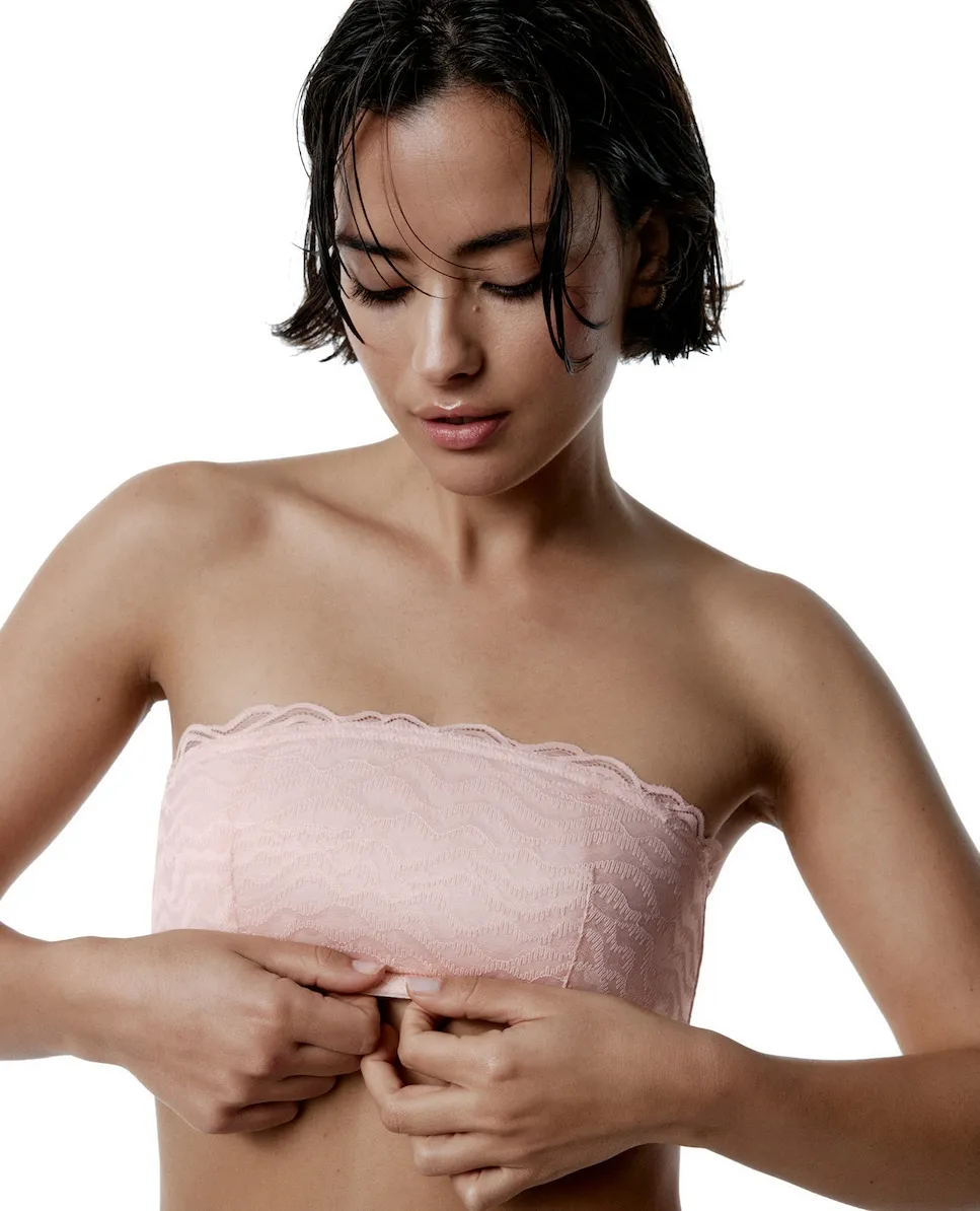 Бюстгальтер-бандо с геометрическим кружевом Black Limba, розовый
Бюстгальтер-бандо с геометрическим кружевом Black Limba, розовый