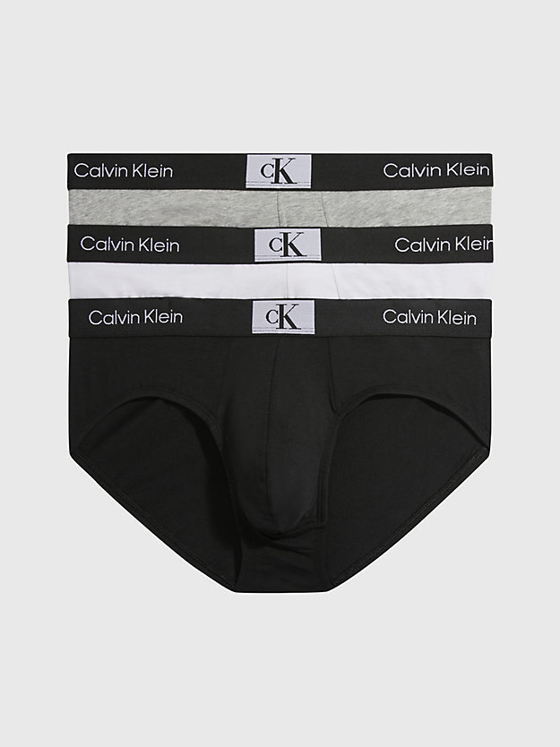 Комплект из 3 трусов - CK96 Calvin Klein, черный
Комплект из 3 трусов - CK96 Calvin Klein, черный