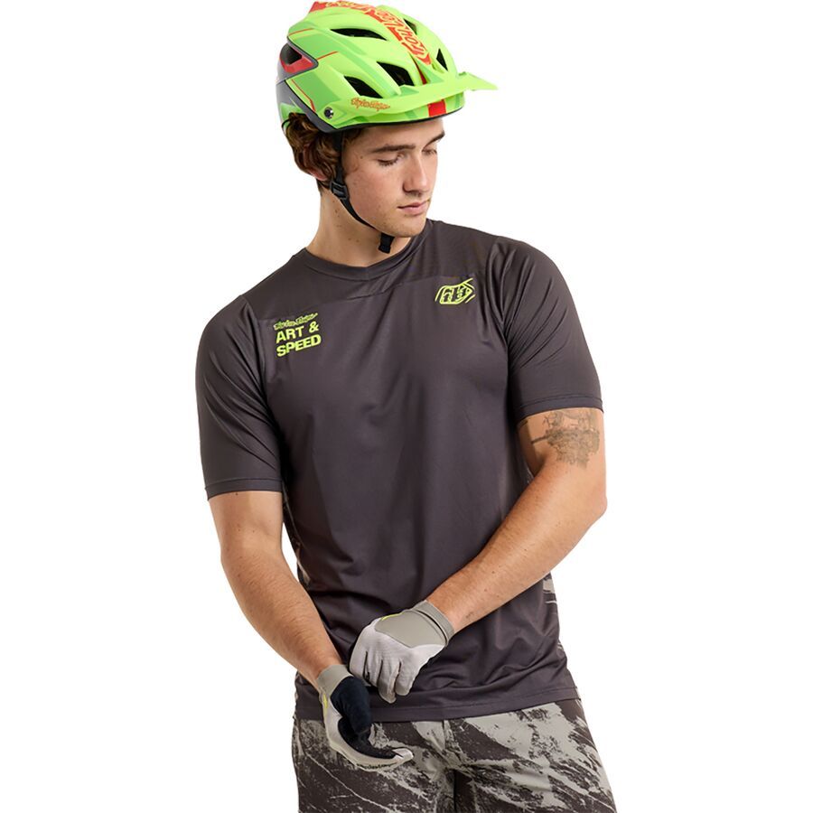 Футболка Troy Lee Designs Skyline Troy Lee Designs, Elemental Dark Earth
Футболка Troy Lee Designs Skyline Troy Lee Designs, Elemental Dark Earth