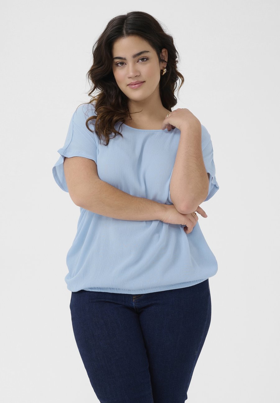 Блуза Kaffe Curve AMI STANLEY, Soft Chambray/Light Blue
Блуза Kaffe Curve AMI STANLEY, Soft Chambray/Light Blue