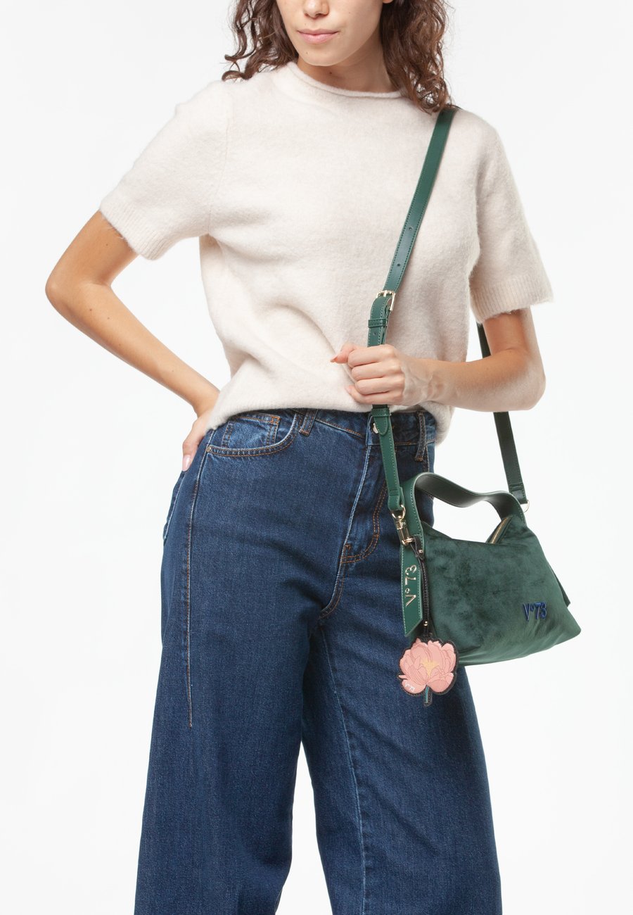 Сумка V73 ISABELLA, Verde/Green
Сумка V73 ISABELLA, Verde/Green