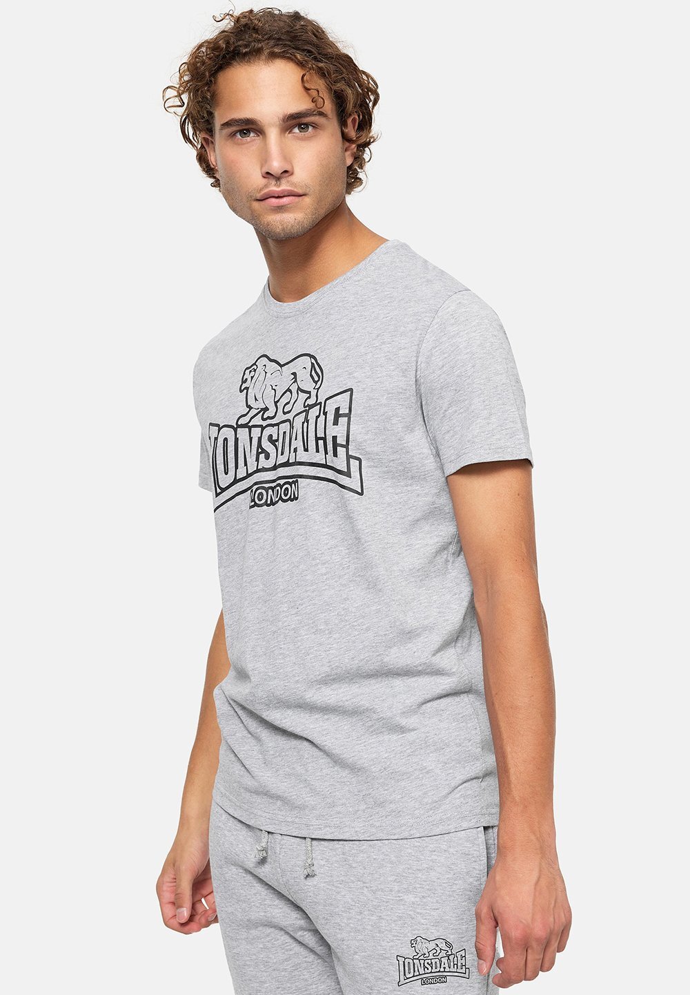 Футболка с принтом ALLANFEARN Lonsdale, черный
Футболка с принтом ALLANFEARN Lonsdale, черный