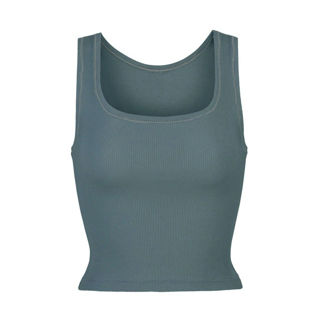 Топ SKIMS Cotton Rib, зеленый
Топ SKIMS Cotton Rib, зеленый