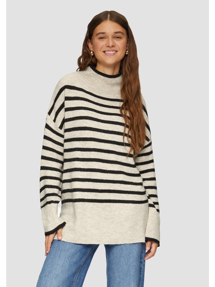 Пуловер QS Strickpullover langarm, бежевый
Пуловер QS Strickpullover langarm, бежевый