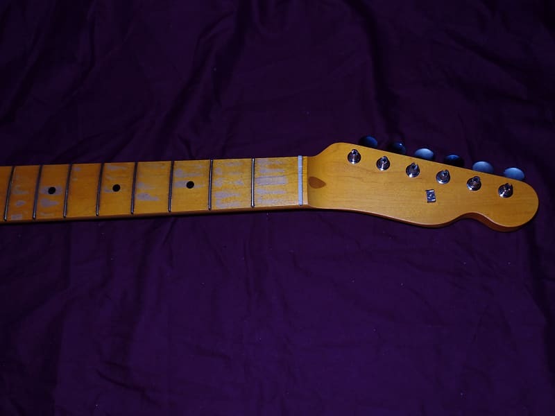 21 лад, обработанный вручную реликтовый гриф 7.25 C в форме винтажа Allparts Fender Лицензированный кленовый гриф для корпуса Telecaster Neck
21 лад, обработанный вручную реликтовый гриф 7.25 C в форме винтажа Allparts Fender Лицензированный кленовый гриф для корпуса Telecaster Neck