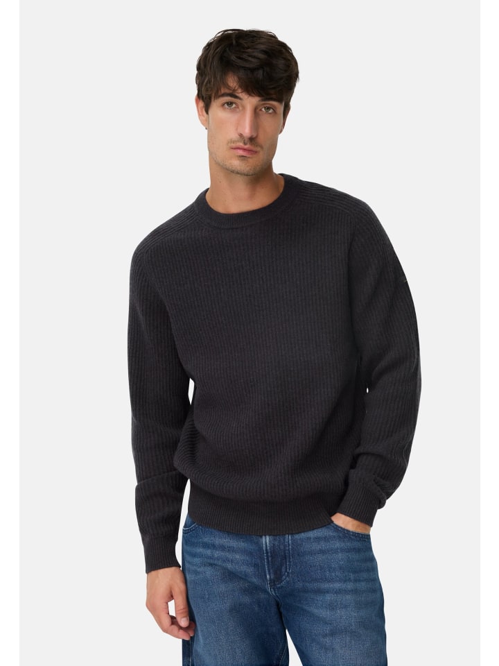 Свитер из чистой овечьей шерсти темно-синего цвета Camel Active
Свитер из чистой овечьей шерсти темно-синего цвета Camel Active