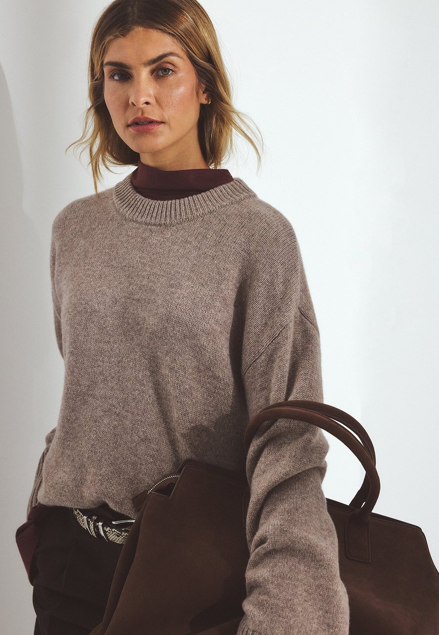 Джемпер NA-KD Jumper, Beige
Джемпер NA-KD Jumper, Beige