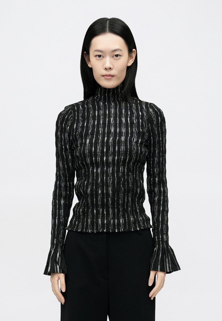 Блуза Cinq à Sept COOPER, Black/Silver-Coloured/Black
Блуза Cinq à Sept COOPER, Black/Silver-Coloured/Black