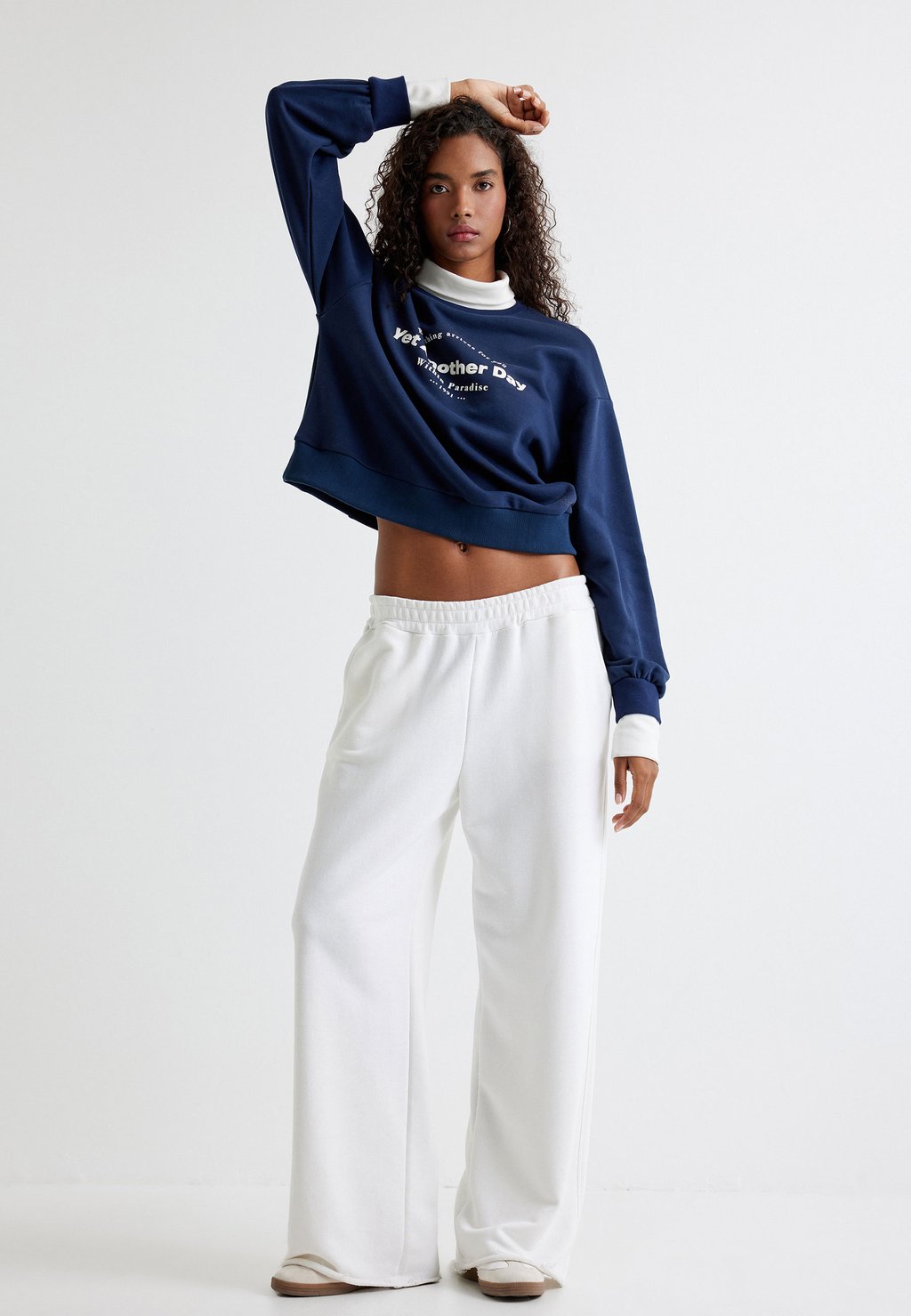 Толстовка Koton, темно-синий
Толстовка Koton, темно-синий