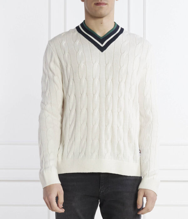 Свитер мужской Tommy Jeans вязаный с v-образным вырезом, белый
Свитер мужской Tommy Jeans вязаный с v-образным вырезом, белый