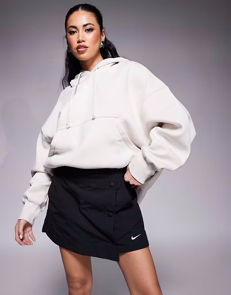 Юбка-шорты Nike Trend Essential 3 дюйма черного цвета
Юбка-шорты Nike Trend Essential 3 дюйма черного цвета