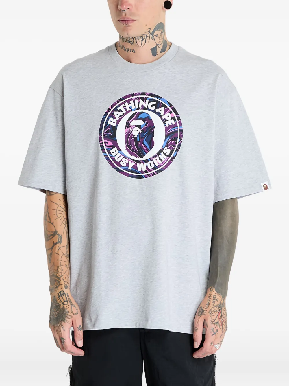 Футболка с графичным принтом A BATHING APE, серый
Футболка с графичным принтом A BATHING APE, серый