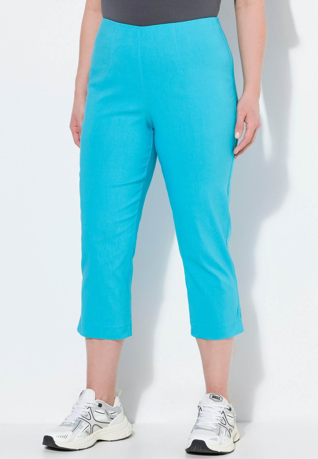 Брюки GROSSE 7/8 BENGALIN BENGALIN GERADER SCHNITT KNÖCHELLANG Ulla Popken, синий
Брюки GROSSE 7/8 BENGALIN BENGALIN GERADER SCHNITT KNÖCHELLANG Ulla Popken, синий