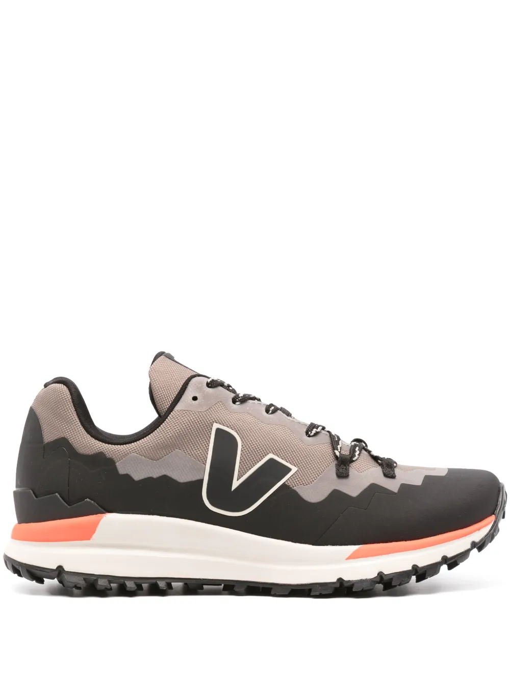 Кроссовки Fitz Roy VEJA, нейтральный
Кроссовки Fitz Roy VEJA, нейтральный