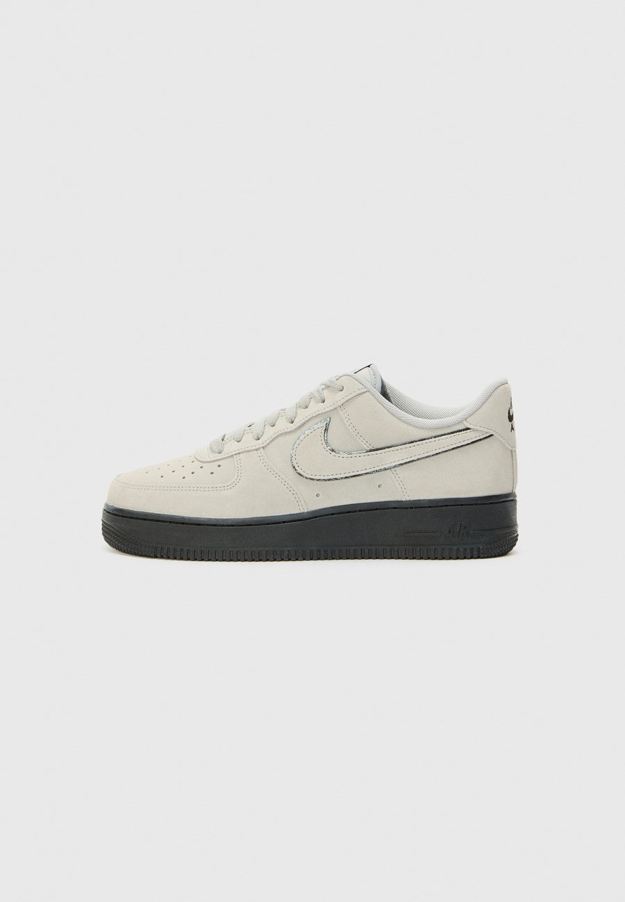 Кроссовки Nike Sportswear AIR FORCE 1 07 LV8, Smoke Grey/Black/Grey
Кроссовки Nike Sportswear AIR FORCE 1 07 LV8, Smoke Grey/Black/Grey