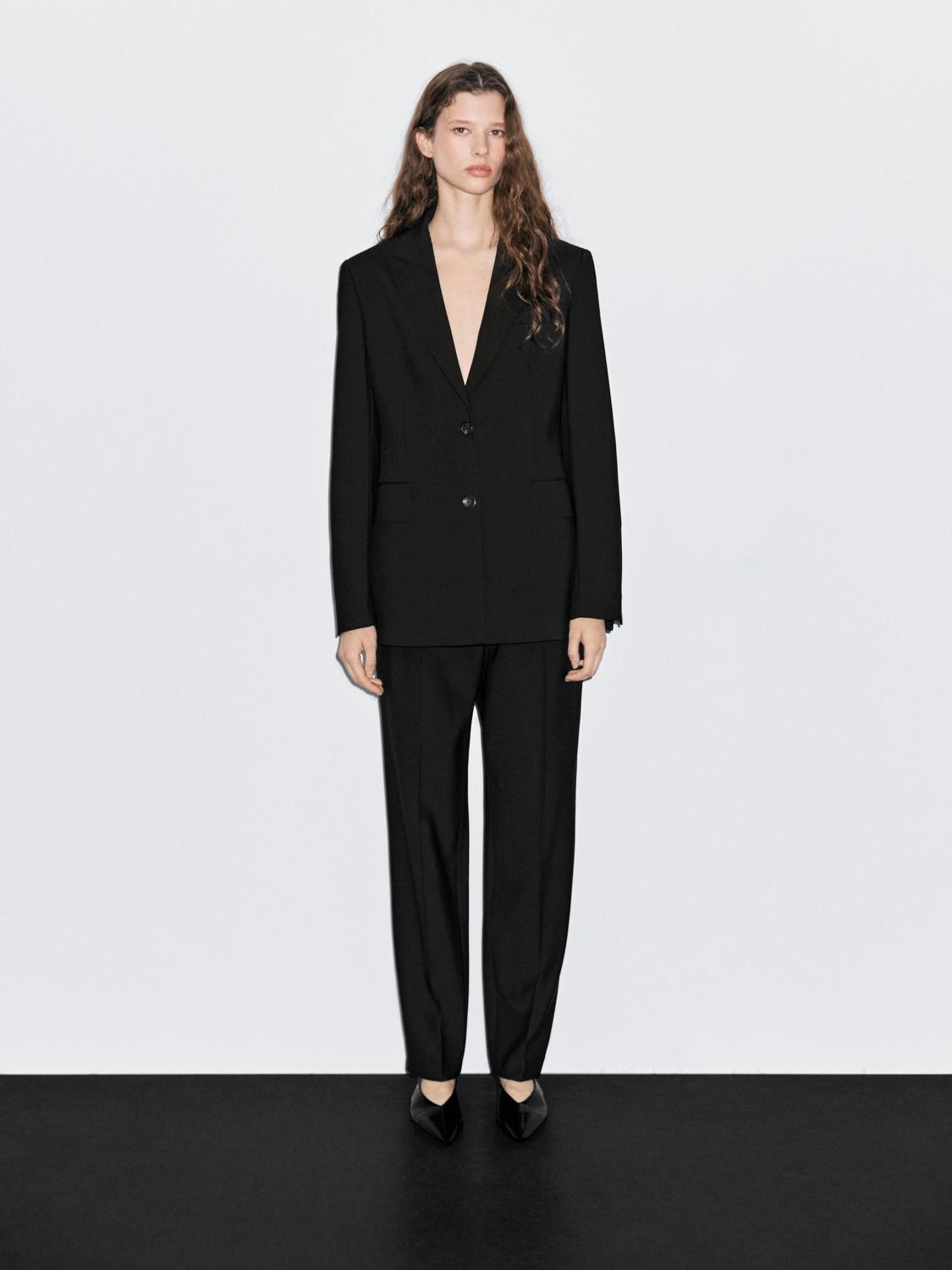 Креповые брюки-сигареты Massimo Dutti, черный
Креповые брюки-сигареты Massimo Dutti, черный