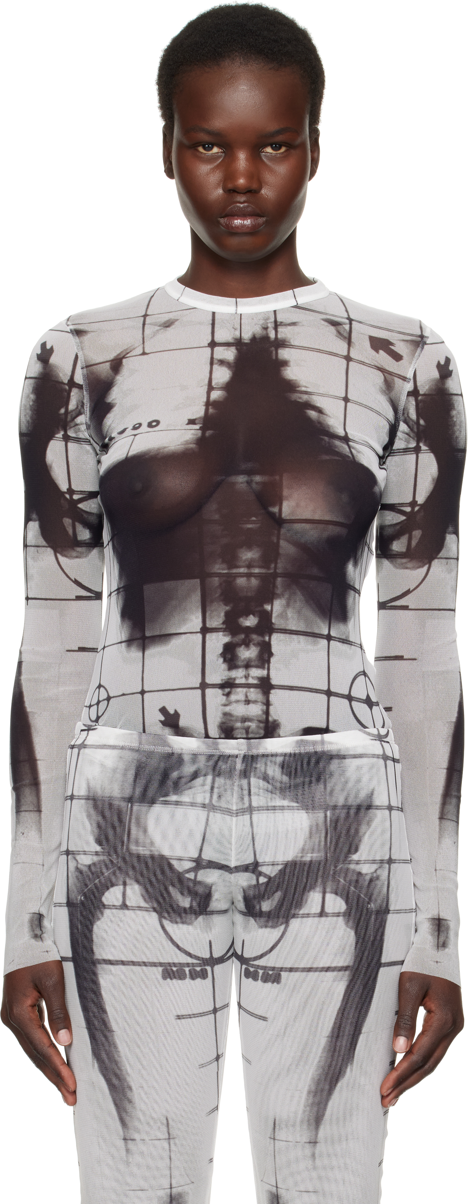 Футболка «The queletor» белая и черная Jean Paul Gaultier
Футболка «The queletor» белая и черная Jean Paul Gaultier