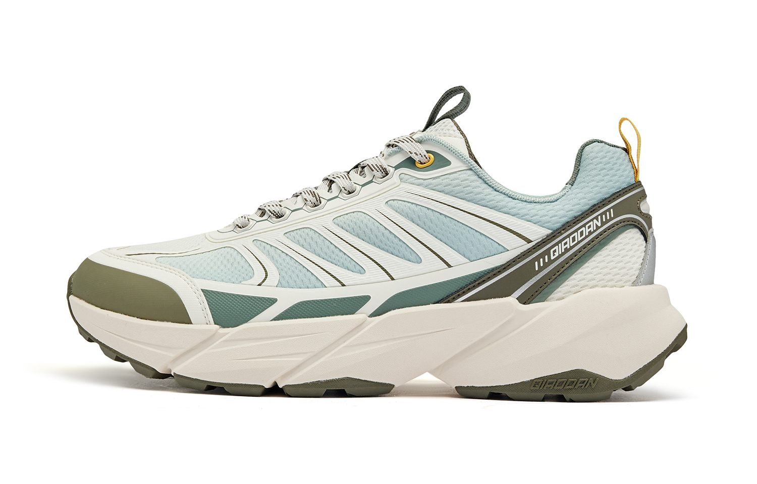 QIAODAN Нескользящие износостойкие низкие повседневные туфли мужские бежево-голубого цвета
QIAODAN Нескользящие износостойкие низкие повседневные туфли мужские бежево-голубого цвета