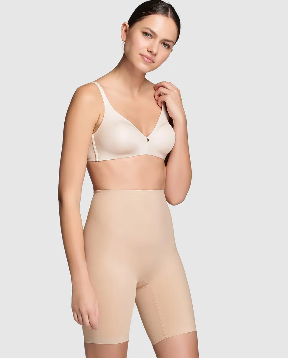 Женские корректирующие брюки Triumph, бежевый
Женские корректирующие брюки Triumph, бежевый