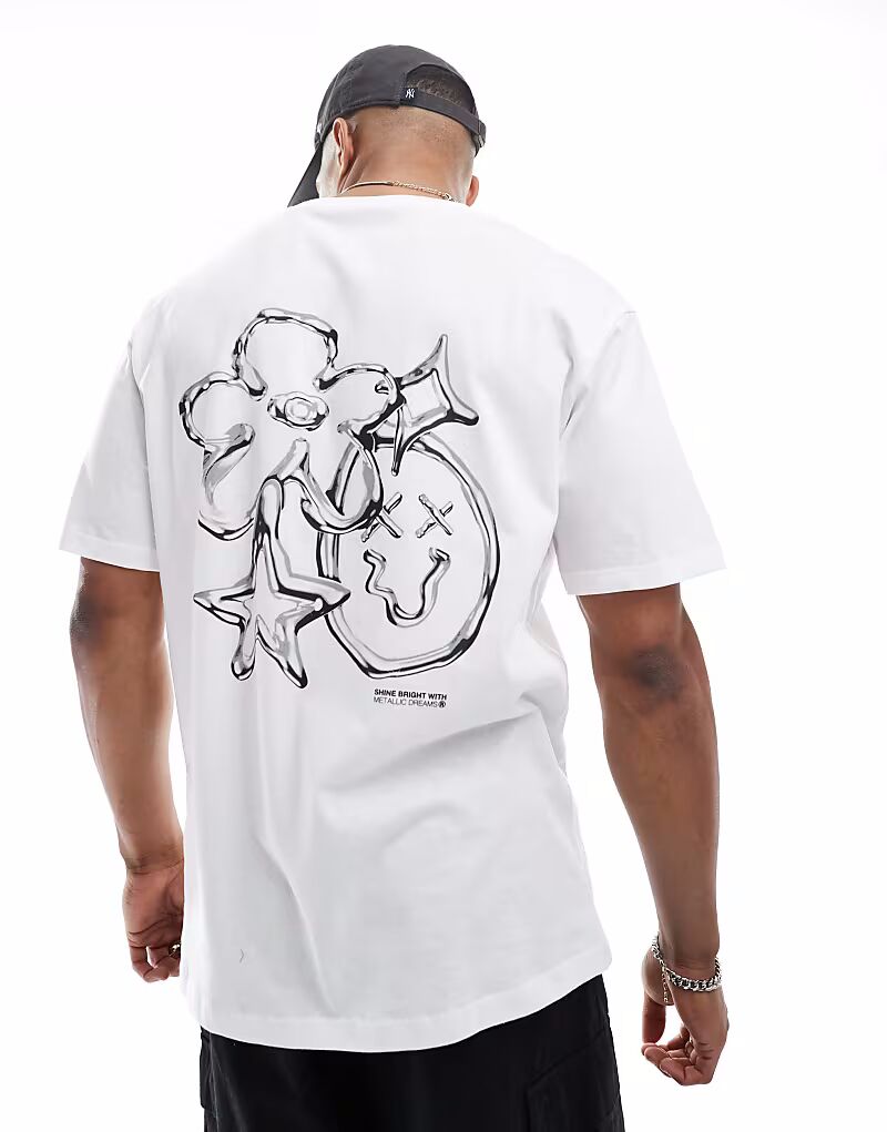 Футболка Jack & Jones oversize с металлической отделкой на спине белого цвета
Футболка Jack & Jones oversize с металлической отделкой на спине белого цвета