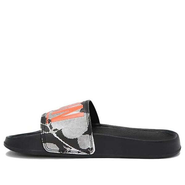 Тапочки dynasoft 200v2 New Balance, черный
Тапочки dynasoft 200v2 New Balance, черный