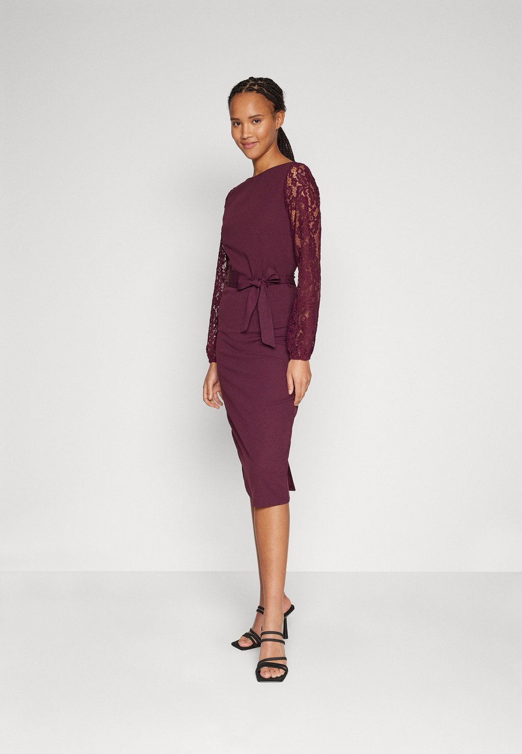 Элегантное платье Vmmagda Calf Dress Vero Moda, цвет winetasting
Элегантное платье Vmmagda Calf Dress Vero Moda, цвет winetasting