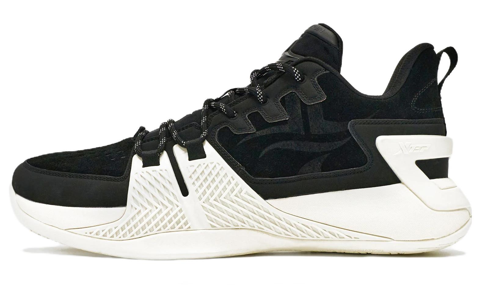 XTEP Джереми Лин 2 баскетбольные кроссовки мужские черные
XTEP Джереми Лин 2 баскетбольные кроссовки мужские черные