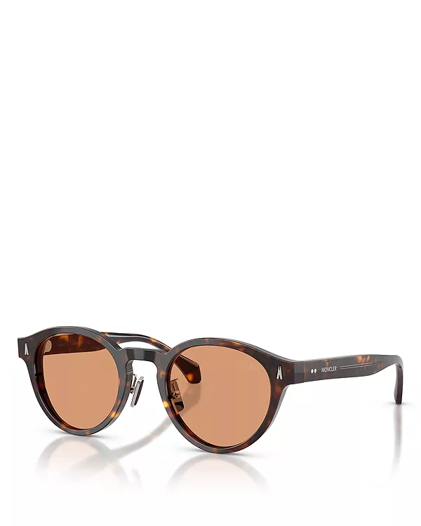 Круглые солнцезащитные очки Ember, 49 мм Moncler, белый
Круглые солнцезащитные очки Ember, 49 мм Moncler, белый