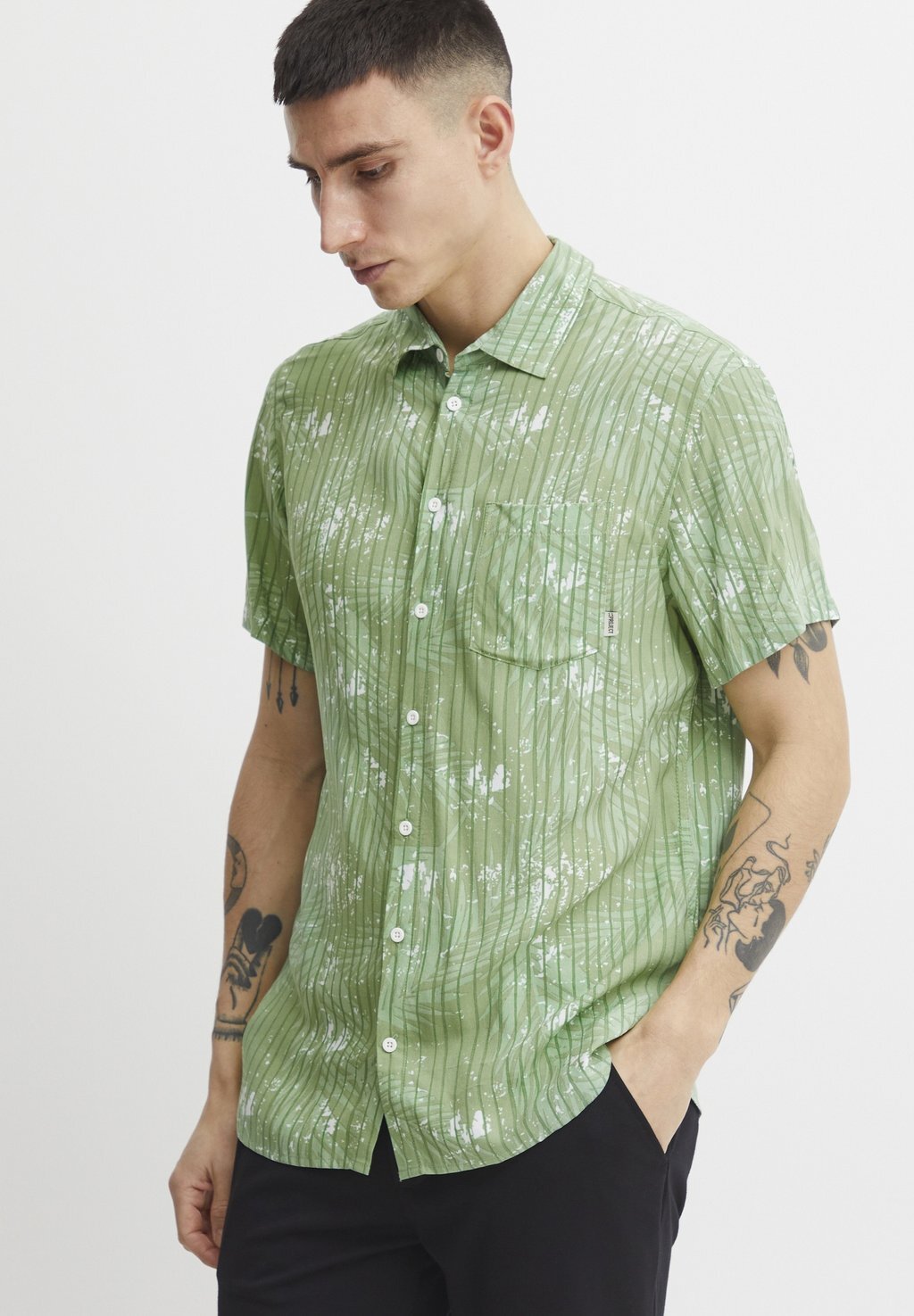 Рубашка PRBARBA 11 Project, цвет green eyes
Рубашка PRBARBA 11 Project, цвет green eyes