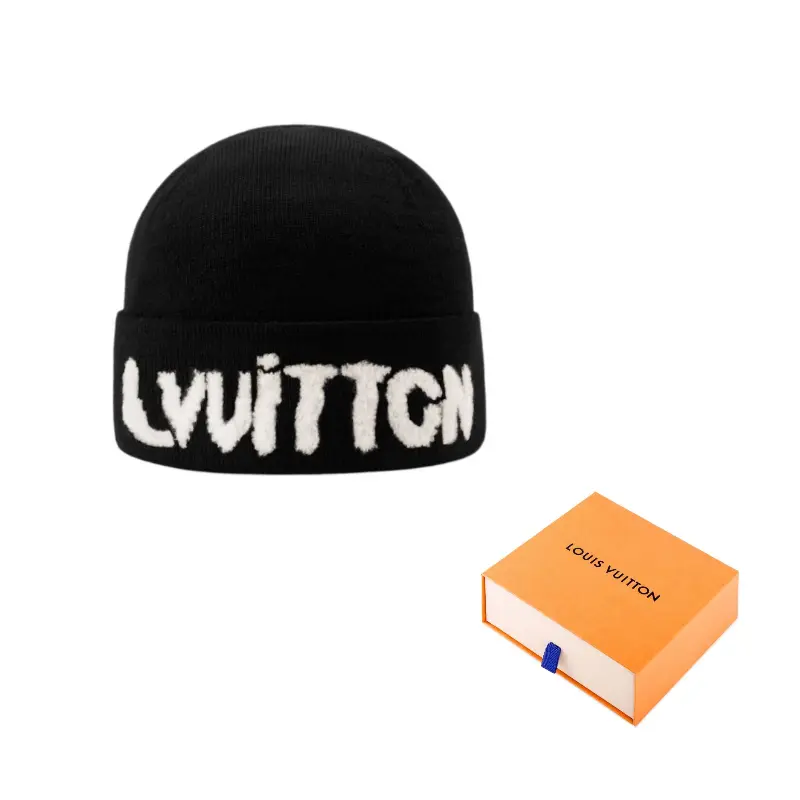 LOUIS VUITTON Шерстяная шапка-бини Men's Black
LOUIS VUITTON Шерстяная шапка-бини Men's Black