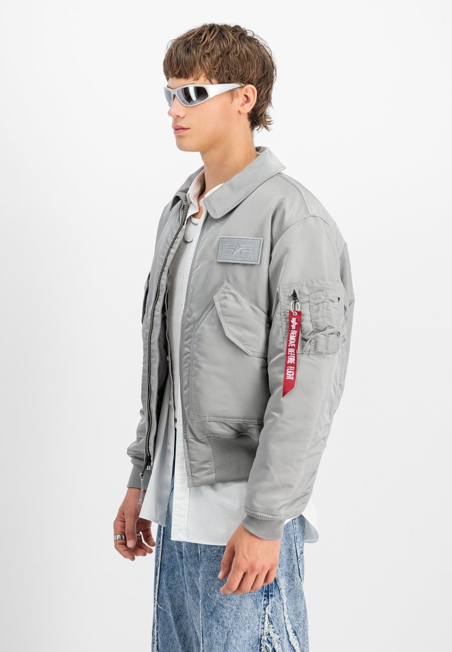 Куртка Alpha Industries UNISEX, Silver/Silver-Coloured
Куртка Alpha Industries UNISEX, Silver/Silver-Coloured