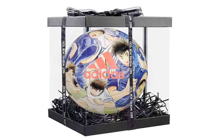 Футбол Adidas
Футбол Adidas