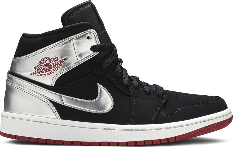 Кроссовки Air Jordan 1 Mid Johnny Kilroy, черный
Кроссовки Air Jordan 1 Mid Johnny Kilroy, черный