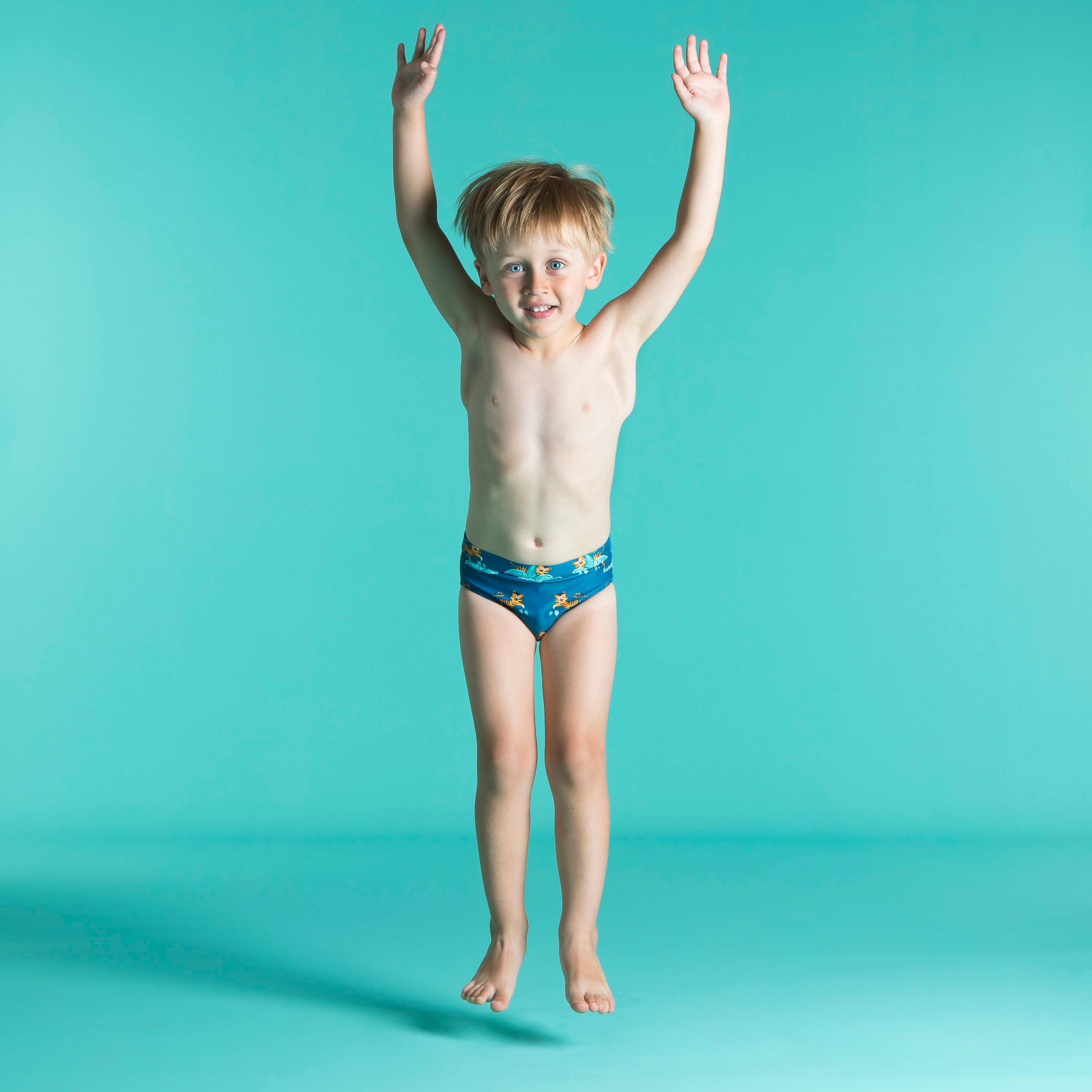 Плавки трусы детские/детские с принтом тигровый синий NABAIJI, Берлинский синий / пастельный мятно-серый
Плавки трусы детские/детские с принтом тигровый синий NABAIJI, Берлинский синий / пастельный мятно-серый