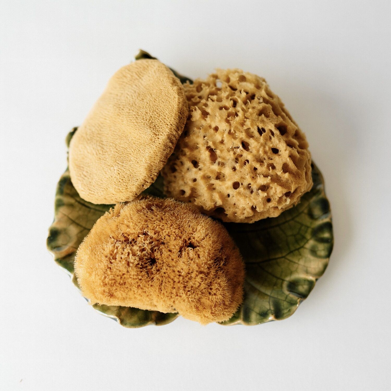 Ubo Набор: сотовая губка для снятия макияжа, 1 шт. + губка для снятия макияжа со слоновыми ушками, 1 шт. + плюшевая шелковая губка для снятия макияжа, 1 шт.
Ubo Набор: сотовая губка для снятия макияжа, 1 шт. + губка для снятия макияжа со слоновыми ушками, 1 шт. + плюшевая шелковая губка для снятия макияжа, 1 шт.