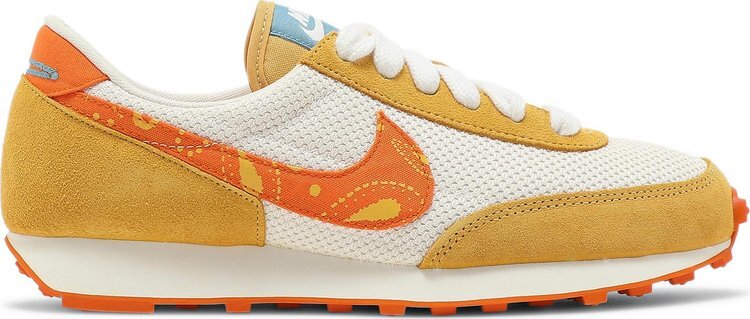 Кроссовки Nike Wmns Daybreak 'Paisley Swoosh - Pale Ivory Magma Orange', оранжевый
Кроссовки Nike Wmns Daybreak 'Paisley Swoosh - Pale Ivory Magma Orange', оранжевый