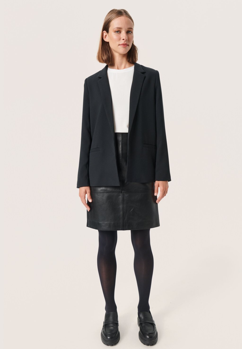 Блейзер Soaked in Luxury, черный
Блейзер Soaked in Luxury, черный