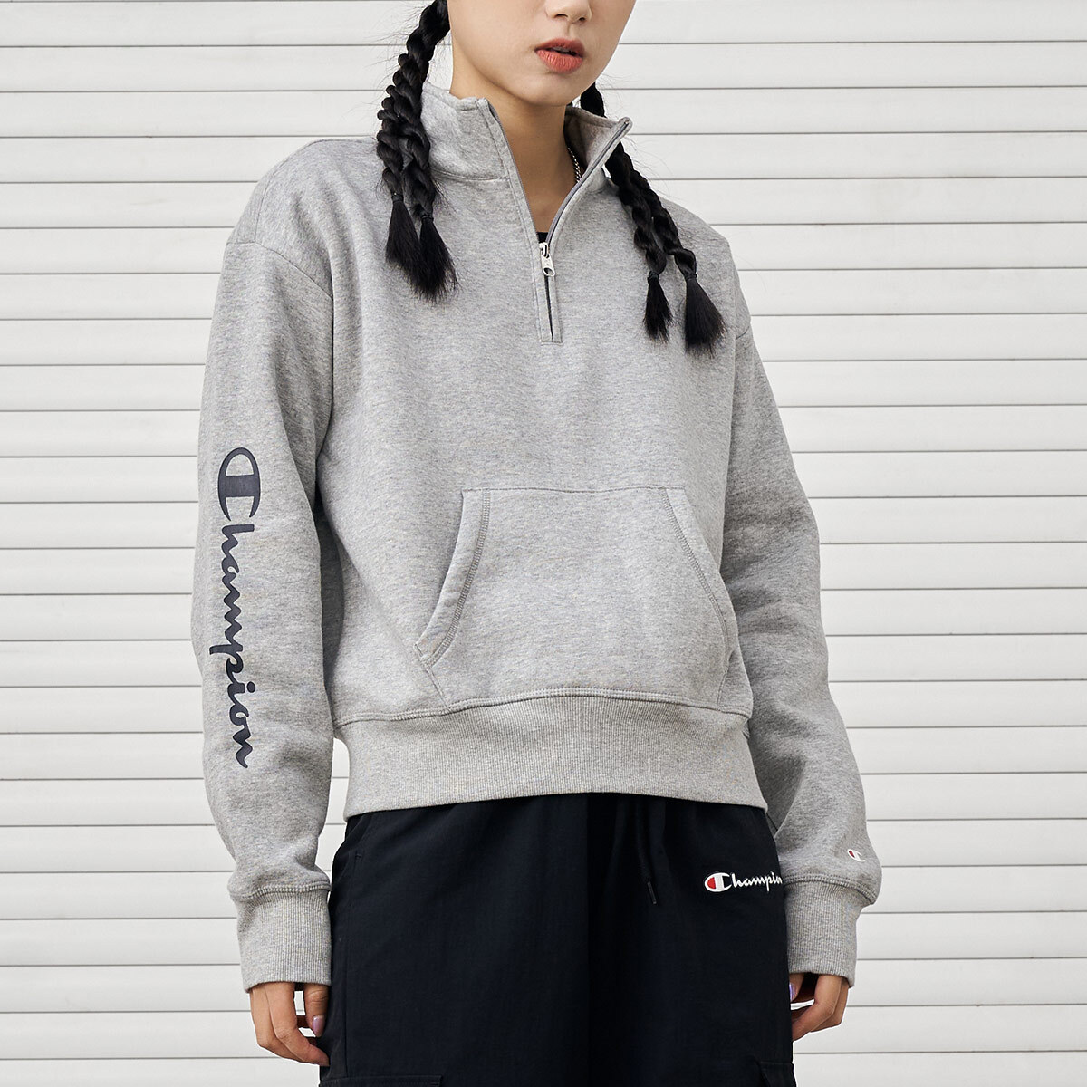 Толстовка женская Champion
Толстовка женская Champion