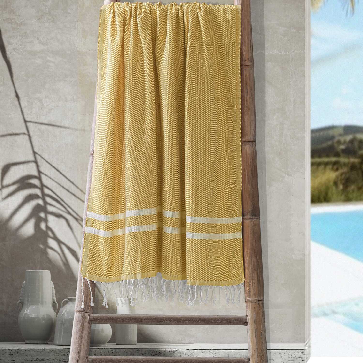 Пляжное полотенце Fouta, сплошной цвет из чистого хлопка - Пуэрто-Рико Marinette Saint-Tropez, цвет Giallo
Пляжное полотенце Fouta, сплошной цвет из чистого хлопка - Пуэрто-Рико Marinette Saint-Tropez, цвет Giallo
