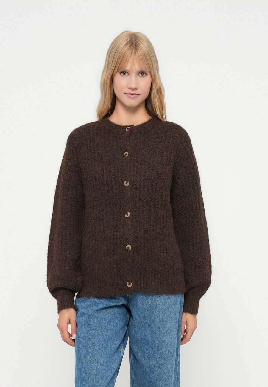 Кардиган VILA VILAMPE O NECK, Coffee Bean/Brown
Кардиган VILA VILAMPE O NECK, Coffee Bean/Brown