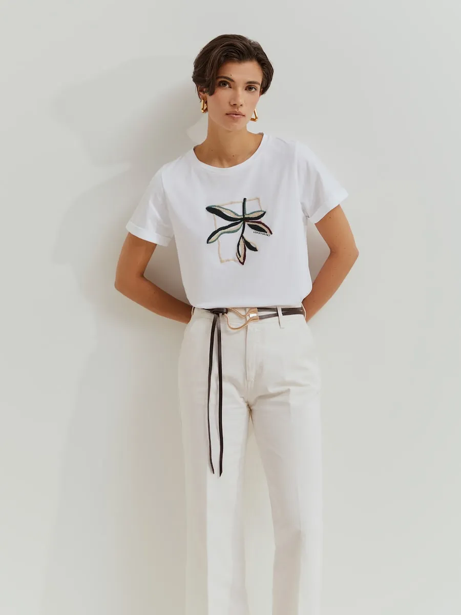 Женская хлопковая футболка с вышивкой Lion Of Porches, белый
Женская хлопковая футболка с вышивкой Lion Of Porches, белый